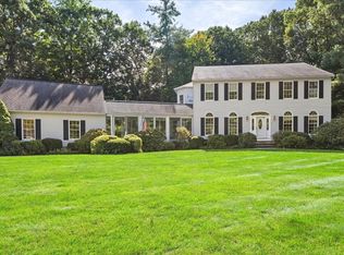 5 Vose Hill Rd, Westford, MA 01886