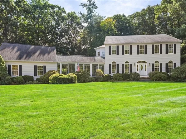 5 Vose Hill Rd, Westford, MA 01886
