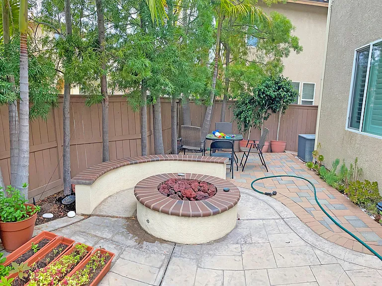 10570 Hollingsworth Way — Photo 10