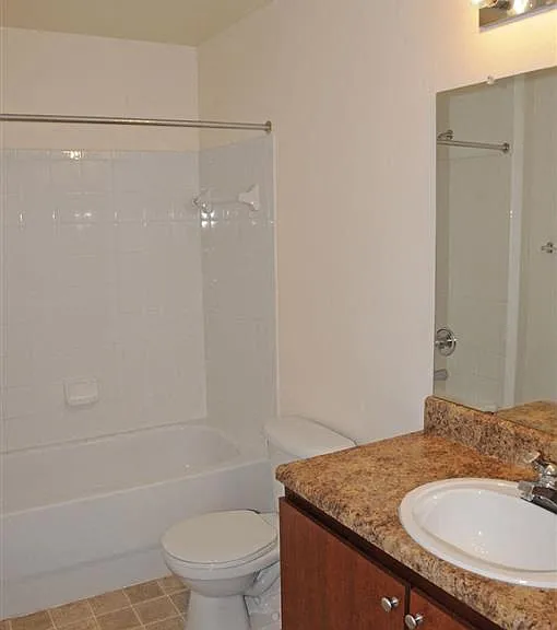 Lake Kathy Apartments — Photo 13