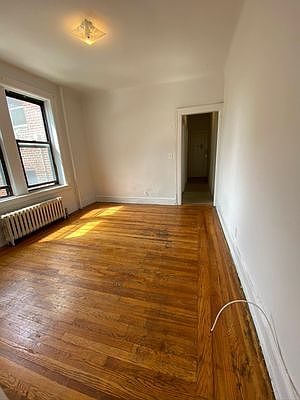5th image of 86-18 Elmhurst Ave #1