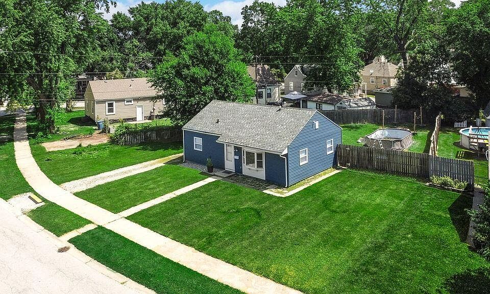 1st image of 8115 Wicker Park Dr