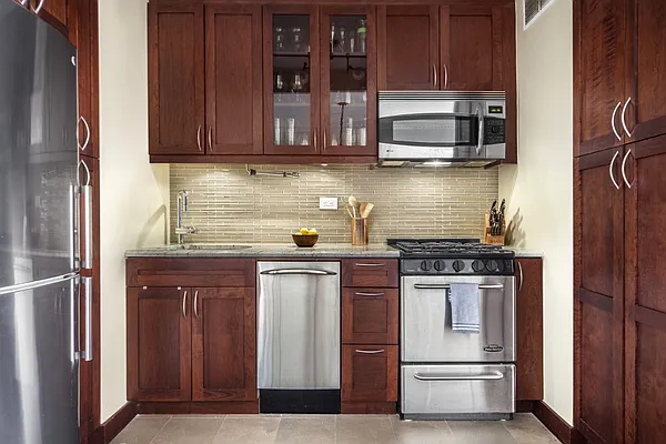Sold by Compass | media 2