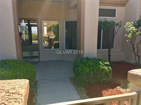 3rd image of 2506 Deer Lake St