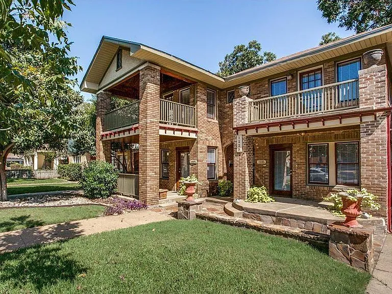 1227 Kings Hwy #B — Photo 1