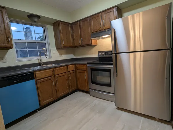 (undisclosed Address), Belleville, IL 62223