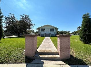 1735 Hallam Dr, Lakeland, FL 33813