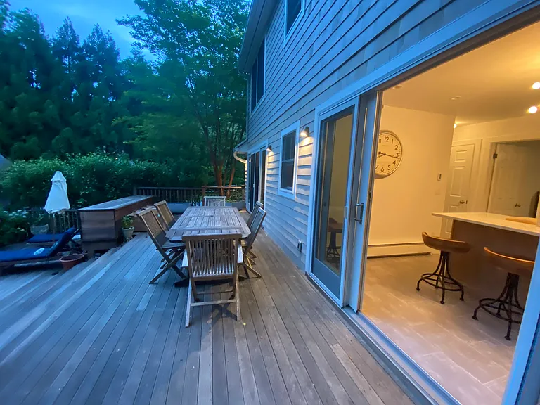 W Neck Rd — Photo 12