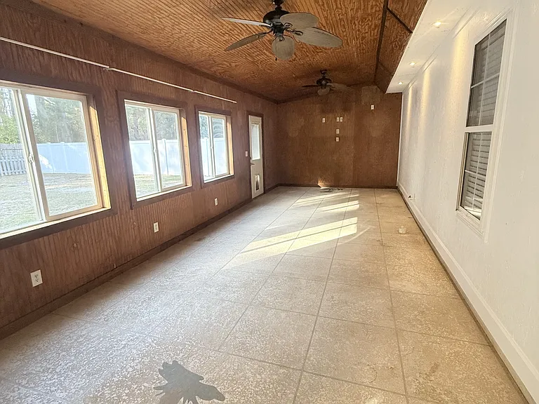 1132 Lancelot Ln — Photo 27