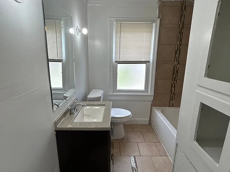 16575 Mendota St — Photo 22