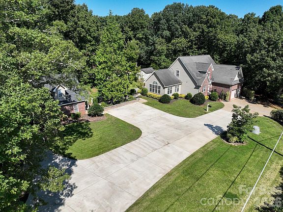 4th image of 5356 Zion Church Rd