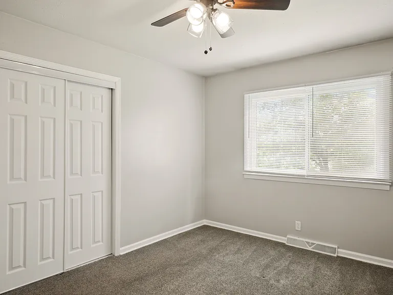 1218 Sunset Dr — Photo 25