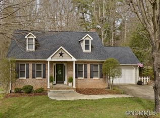 10 Fox Hollow Ct, Arden, NC 28704