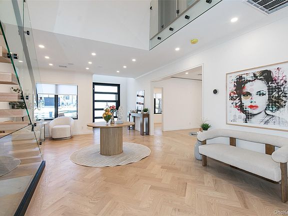 2nd image of 1 Bentley Road