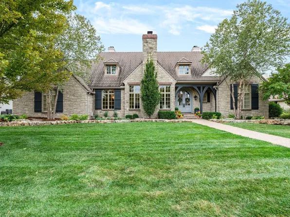 403 E Pine Meadow Ct, Andover, KS 67002