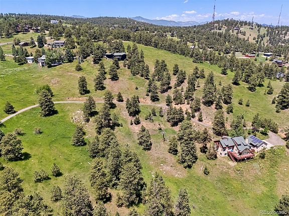 3rd image of 298 Parkview Avenue