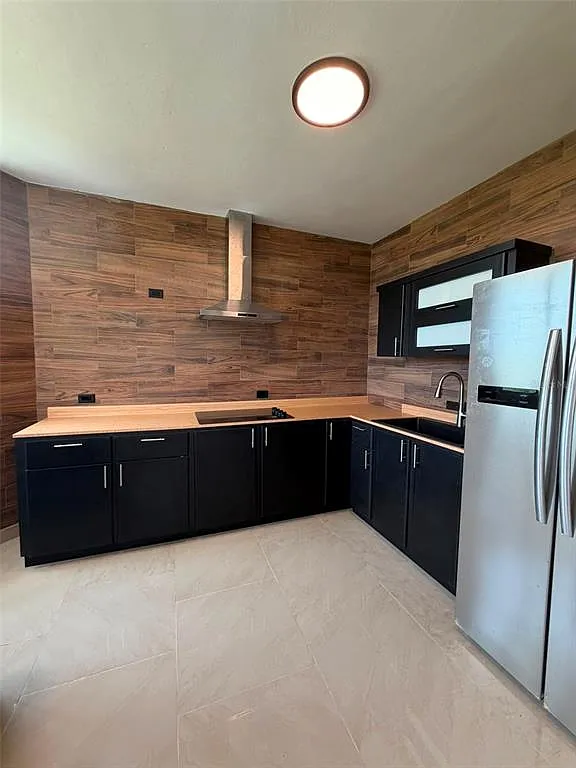 3 bed, 2.0 bath, 1676 sqft, $3,000 — Photo 4