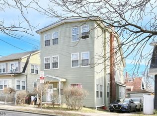 92 Pine Grove Ter #94, Newark, NJ 07106