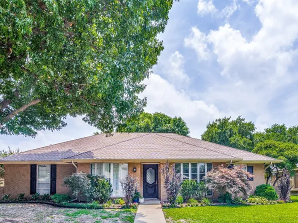1904 Glen Hill Dr, Carrollton, TX 75007