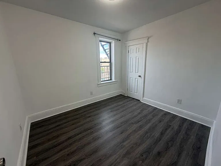 204-206 60th St #20A — Photo 7