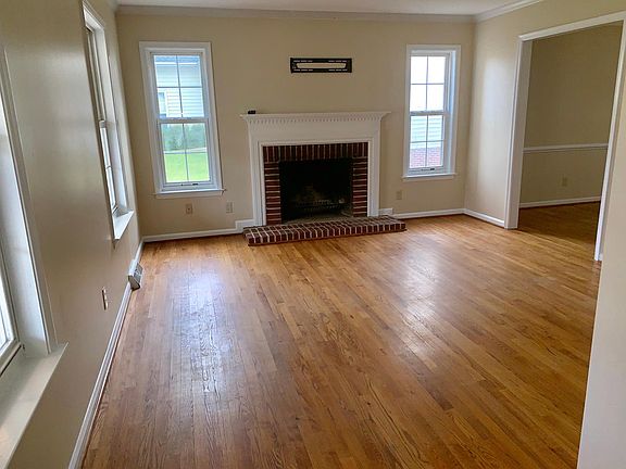 Formal living with fire place