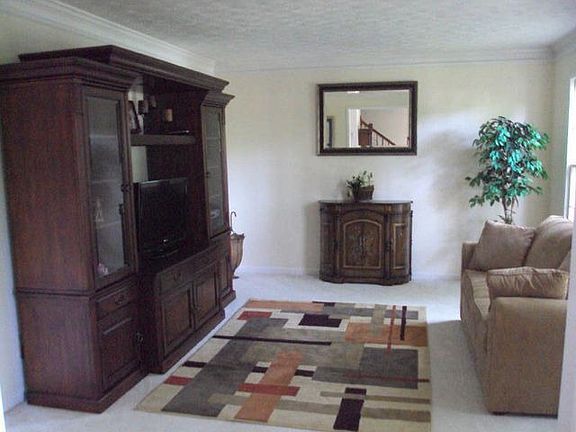 5th image of 2487 Settlers Ct