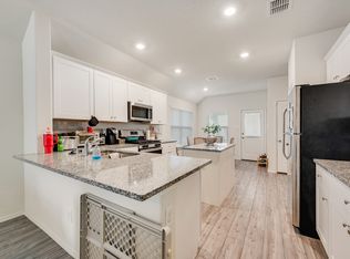 5852 Wake Robin Dr, Fort Worth, TX 76123