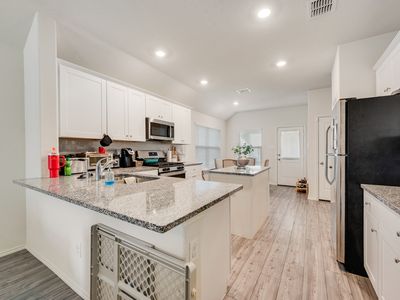 5852 Wake Robin Dr, Fort Worth, TX, 76123