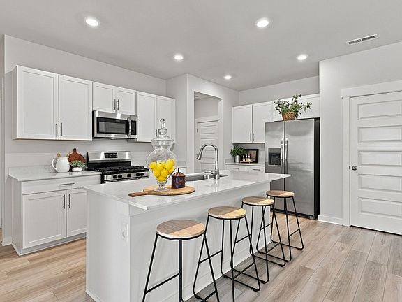 3rd image of 3005 Drumwright Way