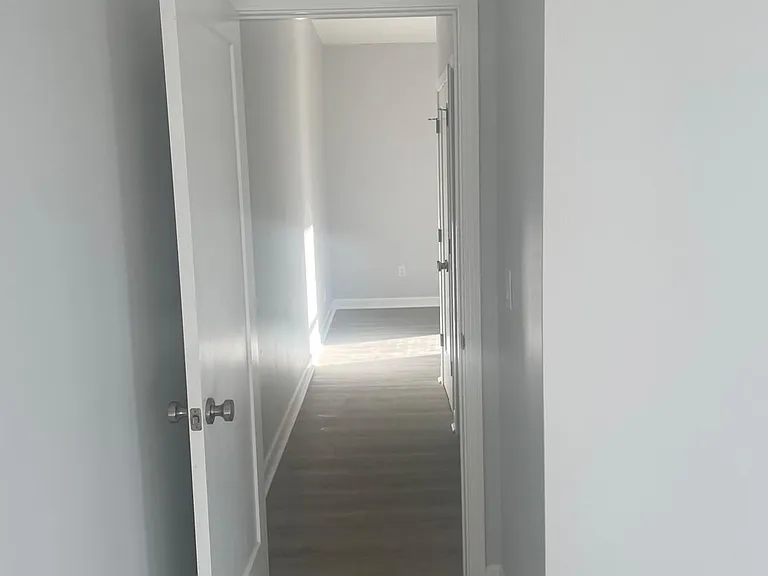 216 Findlay St #THREE — Photo 11