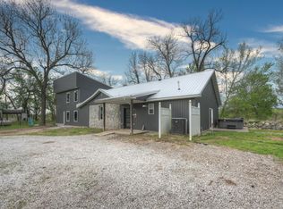 8869 River Rd, Joplin, MO 64804