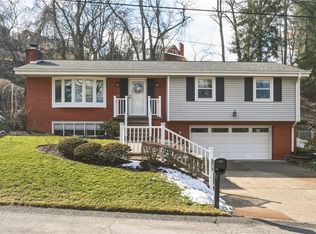 3727 Henley Dr, Pittsburgh, PA 15235