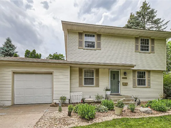 7825 Major Ave N, Brooklyn Park, MN 55443