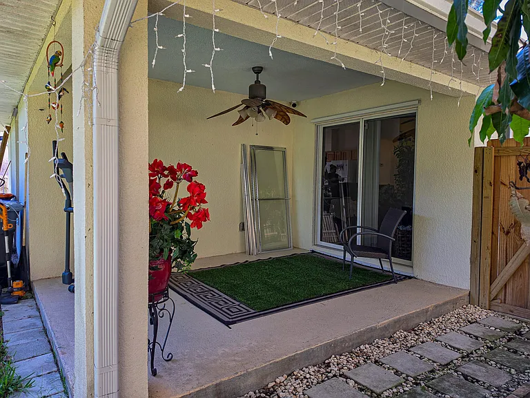 8415 22nd St — Photo 24