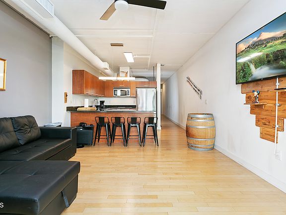 2nd image of 645 W 9th St APT 306
