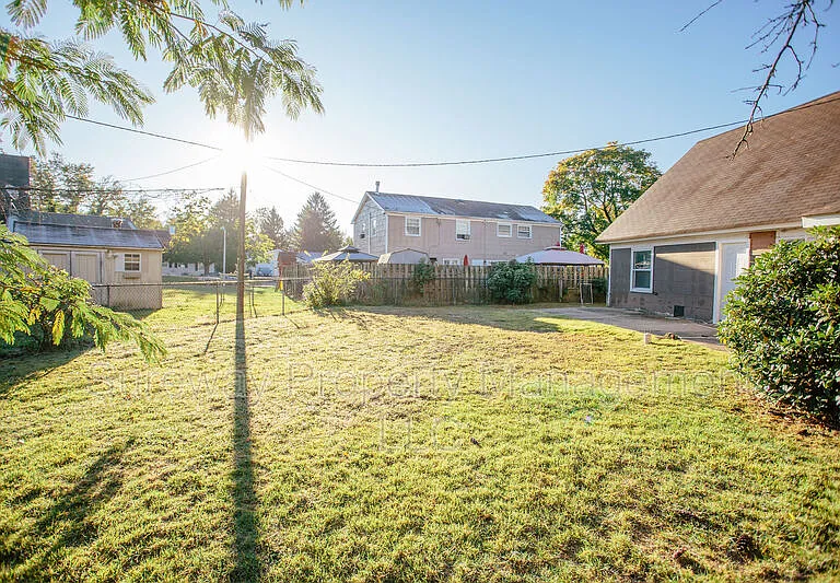 48 Sandstone Ln — Photo 40