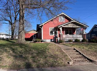 303 S Madison St, Bloomfield, IA 52537