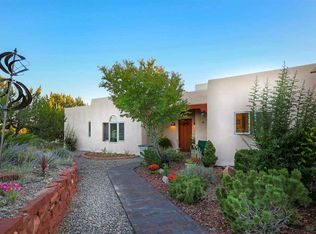 60 Avenida De Compadres, Santa Fe, NM 87508
