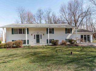 22 Hamilton Rd, Boiling Springs, PA 17007