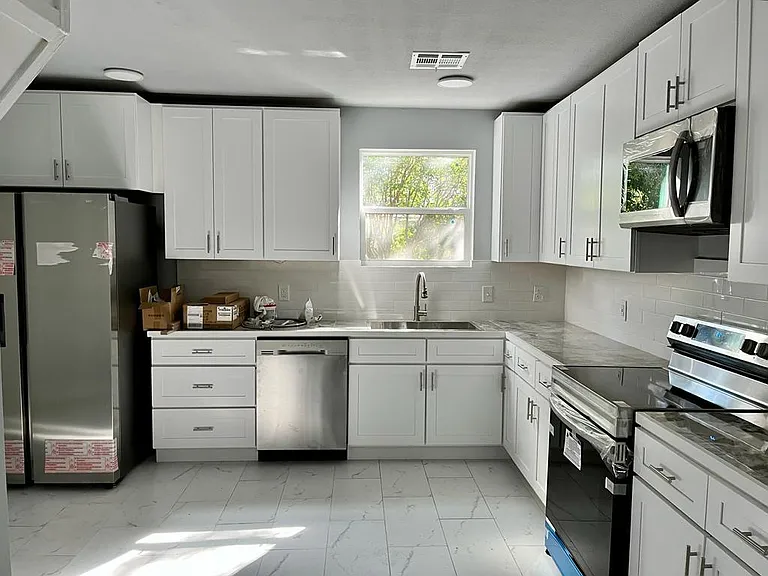 1400 N 23rd St — Photo 4