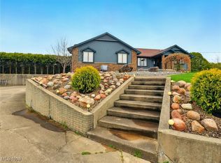 5901 Gibbs Rd, Andover, OH 44003