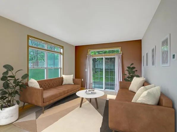2232 Lower Afton Rd E, Saint Paul, MN 55119