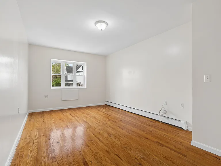 735 E 229th St #2 — Photo 7