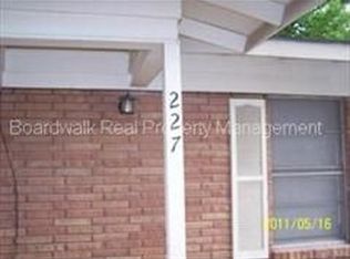 227 Sunnyland Dr, San Antonio, TX 78228