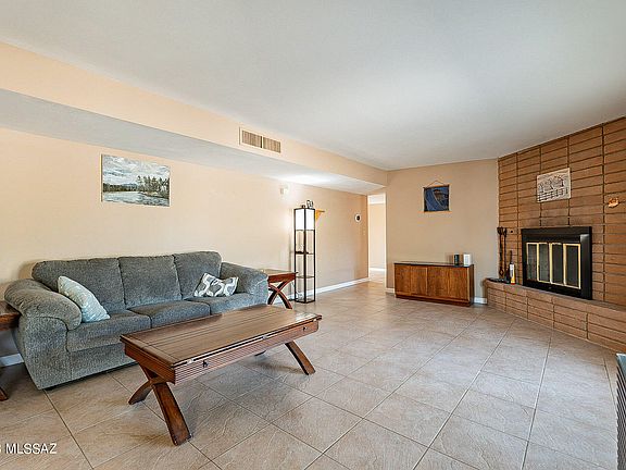 4th image of 1840 W Cassim Ln