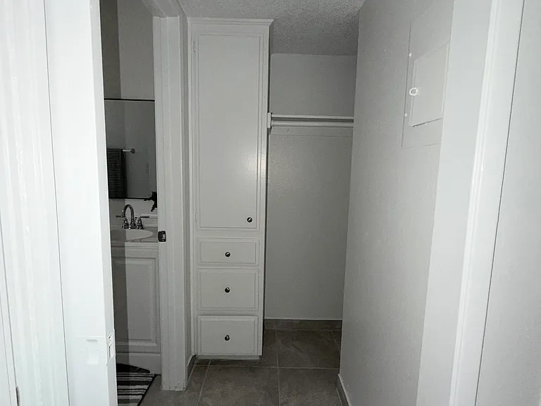 13071 San Fernando Rd #2 — Photo 3
