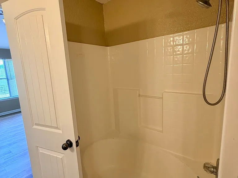 6637 Ridgeview Cir — Photo 10