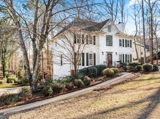 275 Trowbridge Ln, Lawrenceville, GA 30043