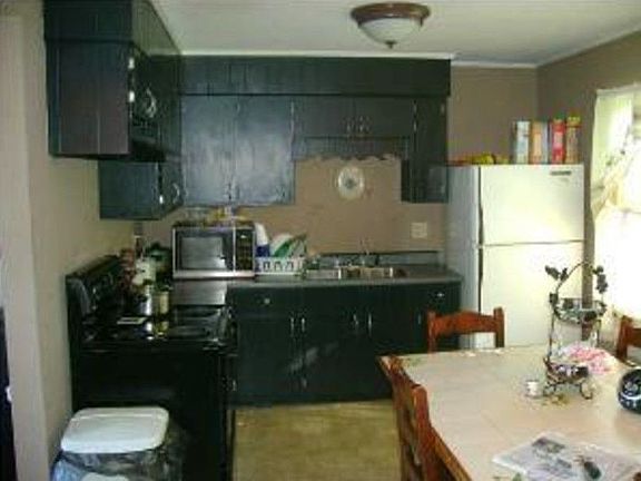 3rd image of 6220 62nd Ave