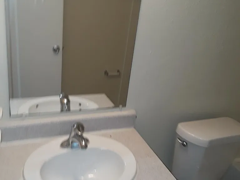 200 Country Club Dr #101 — Photo 7